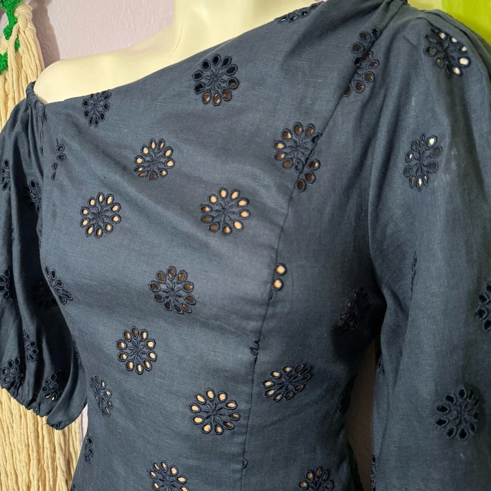 Sold - Picture 8 of 12